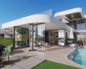 New villa close to beach from builder in Los Alcazares